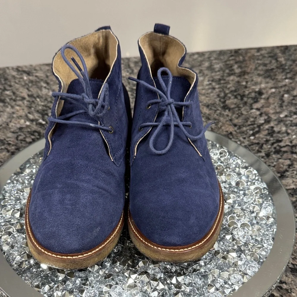 Banana Republic Deep Blue Suede Chukka Boots 9